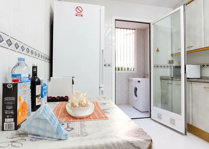 Rambla Free Parking Daire